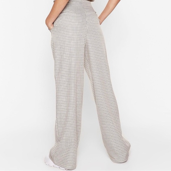 NWT Nasty Gal Tailored to You Check Wide Leg Pant Beige 6 - Picture 2 of 10